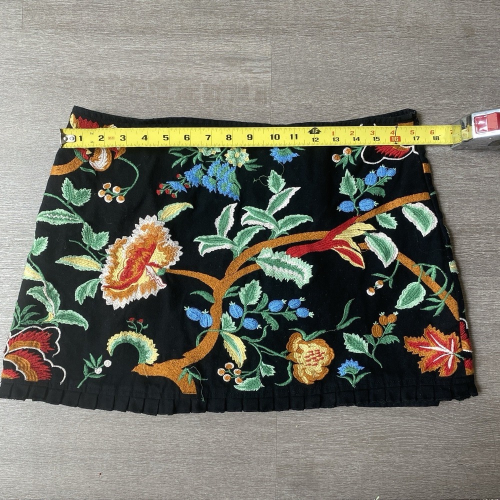 Zara Jacquard Embroidered Floral Skirt Women's Size Medium Whimsy Colorful - Picture 4 of 8